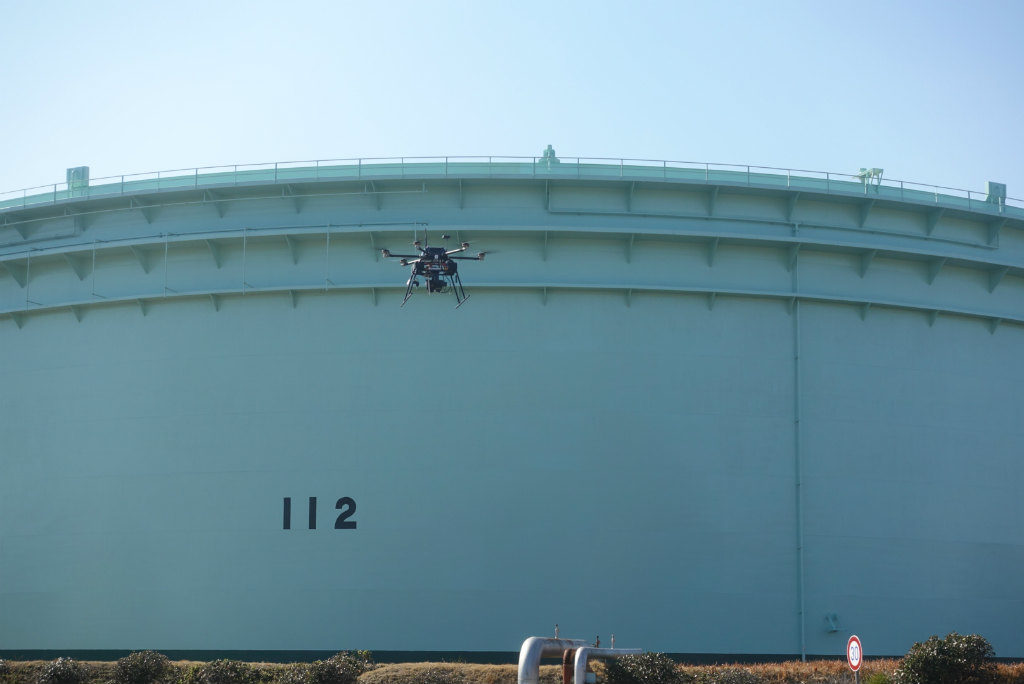 JXTGエネルギー根岸製油所のおけるプラントでのドローン活用（2019年2月）