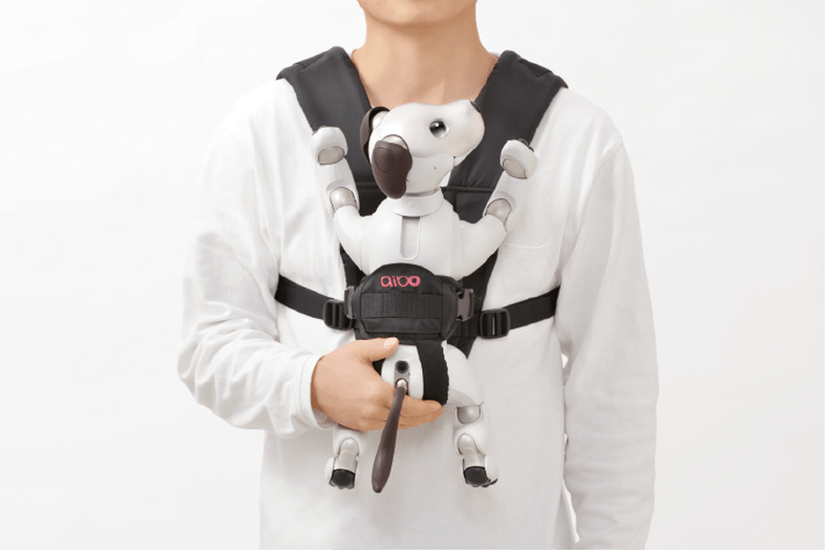 業界初となるエンタテインメントロボット専用の抱っこひも 「aibo 